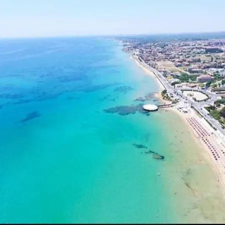 度假居 Gray Pearl House